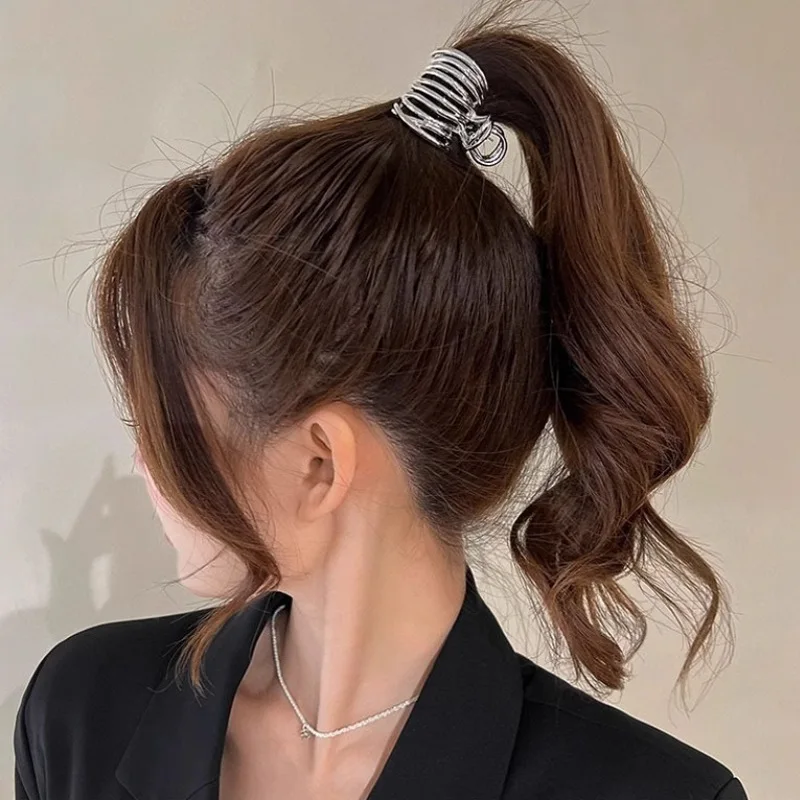 Hollow Metal Fixed Artifact Hair Clip Temperament Clip Cool Style High-end Feeling Women's High Ponytail Grip Clip