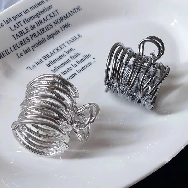 Hollow Metal Fixed Artifact Hair Clip Temperament Clip Cool Style High-end Feeling Women's High Ponytail Grip Clip