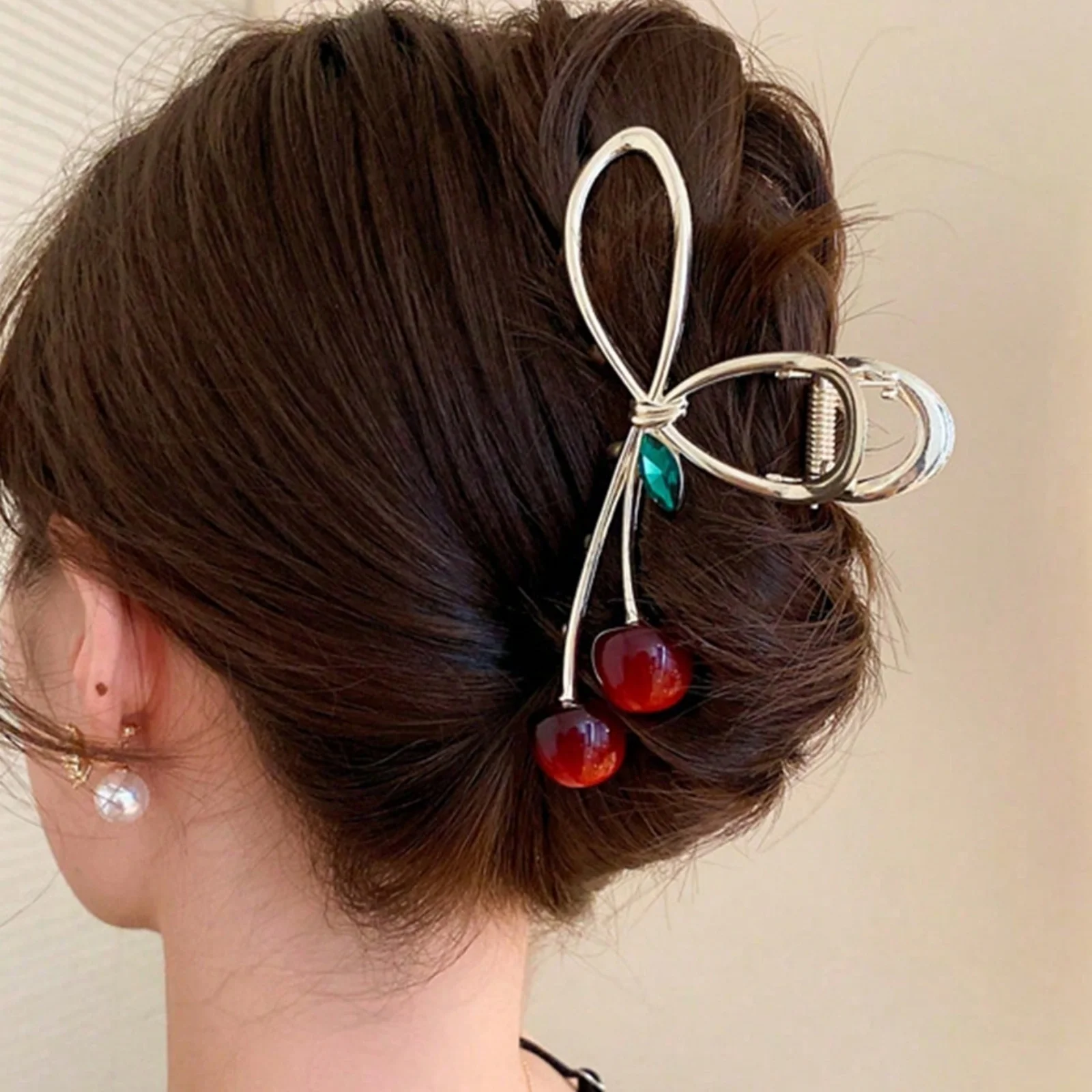 1PC Large-Size Cherry-Shaped Claw Clip, Fashionable Women's Claw Clip Hair Accessory, Hair Clips, Hair Claws, Bohemian Zinc Allo