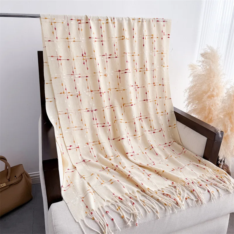 Luxury Brand Plaid Scarf Women Autumn Winter Women Warm Neckerchief Pashmina Lady Shawls and Wraps Casual Tassel Blanket Scarves