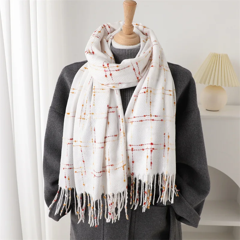 Luxury Brand Plaid Scarf Women Autumn Winter Women Warm Neckerchief Pashmina Lady Shawls and Wraps Casual Tassel Blanket Scarves