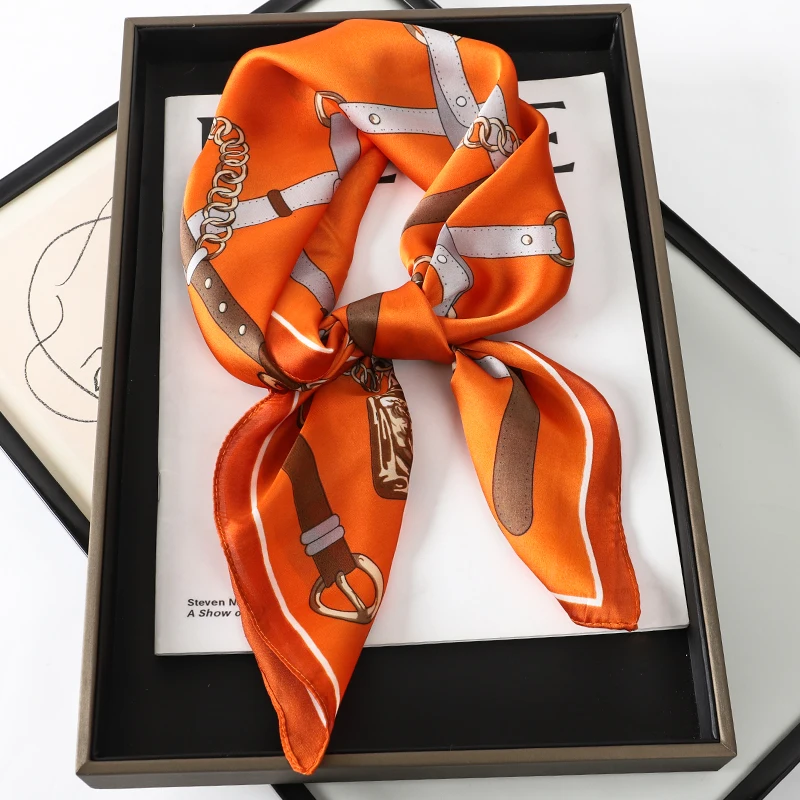 Luxury Print Chain Neck Tie Shawl 2025 Silk Square Scarf Women Wraps Female 70cm Hair Hand Wrist Headkercheif Hijab Bandana