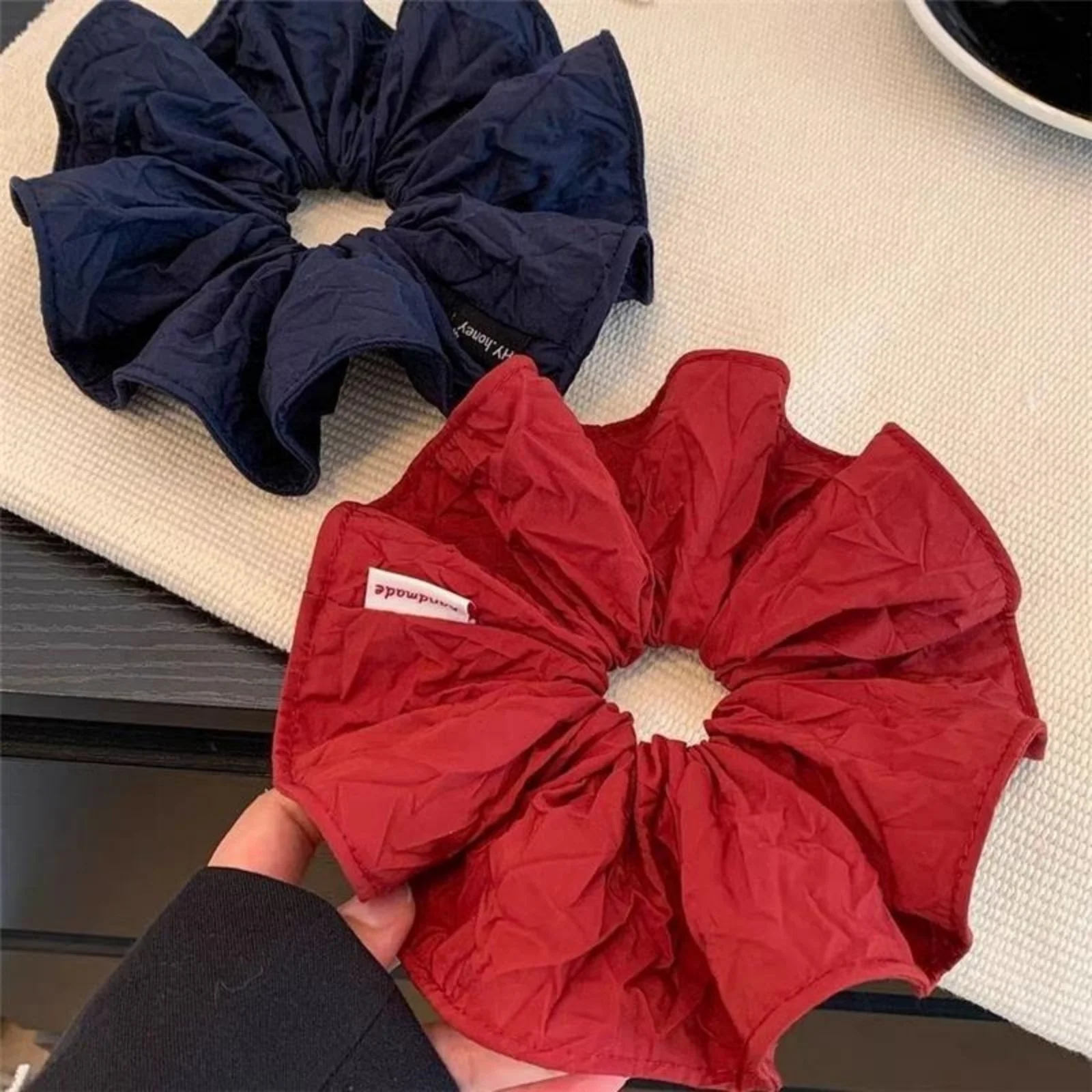 1PCS Christmas Red Navy Scrunchie,Crinkled Fabric Hair Ties, Festive Holiday Hair Accessories, Stylish Daily Hair Decor