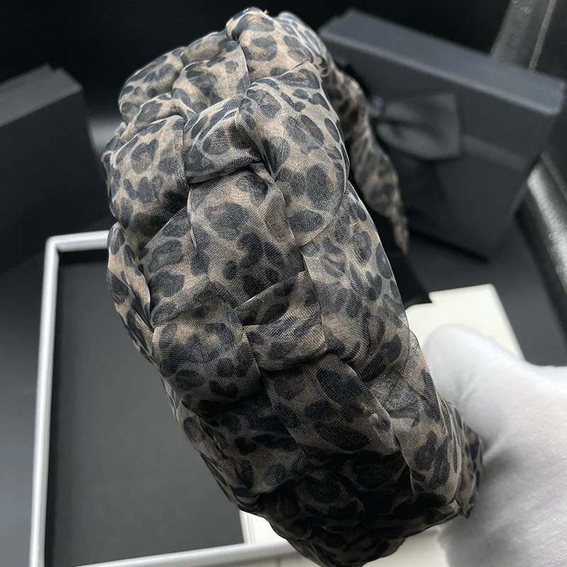 Leopard Print Headband for Women with High Skull Top, Western Style, Wide Edge, Pressed Hair, Face Wash Headband