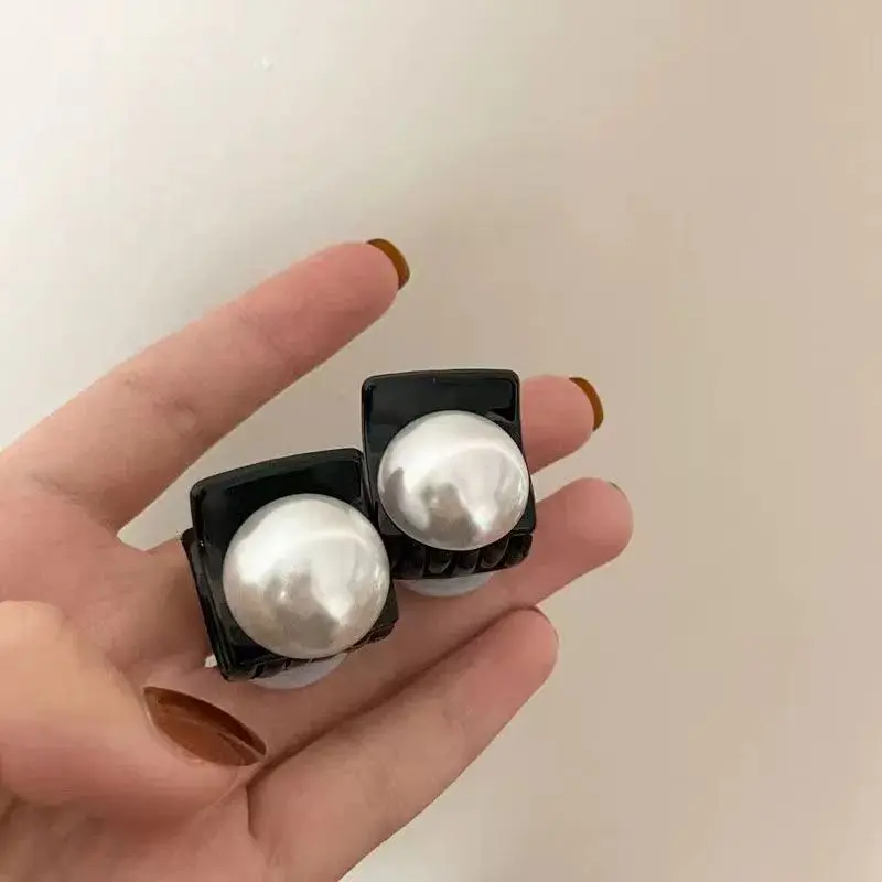 2pcs Pearl Decoration Small Hair Grab Large Pearl Black Base Mini Grab Clip Compatible Broken Elegant Versatile For Tidying Up