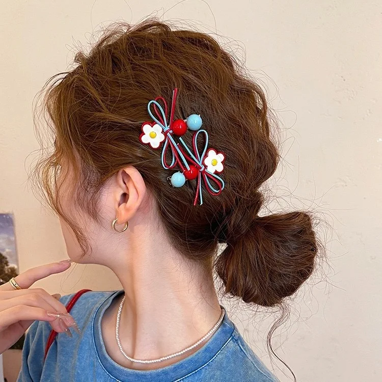 2pcs Sweet Candy Hawthorn Bead Flower Ribbon Hair Clip Women's Side Clip Cute Hairpin Bangs Barrettes Hair Accessorie Girl Gift