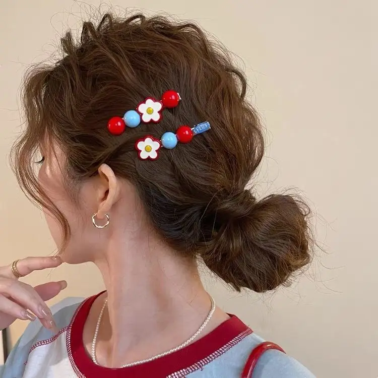 2pcs Sweet Candy Hawthorn Bead Flower Ribbon Hair Clip Women's Side Clip Cute Hairpin Bangs Barrettes Hair Accessorie Girl Gift