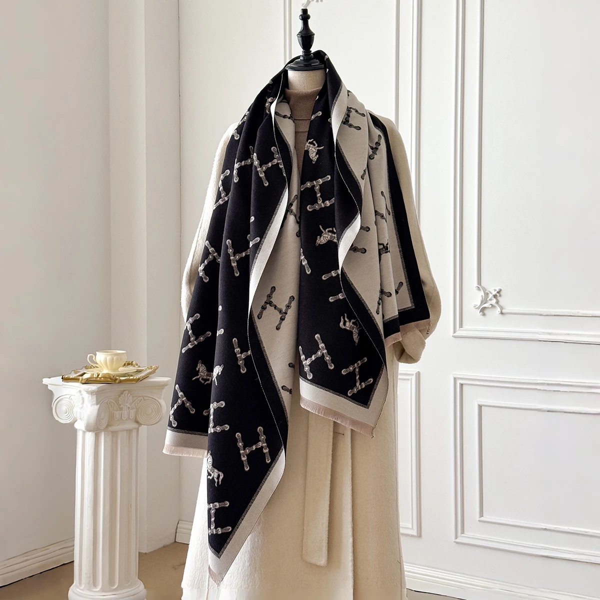 Brand Fashion Women's Cashmere Winter Shawl - Vintage Floral Printed Oil Painting Style Pashmina Thick Wrap & Poncho