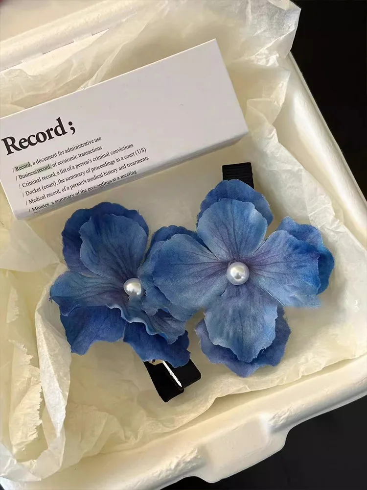 2Pcs Spring Hydrangea Hair Clips Women Girls Sweet Braid Hairpins Pearl Floral Barrettes For Travelling Wedding Hair Accessories