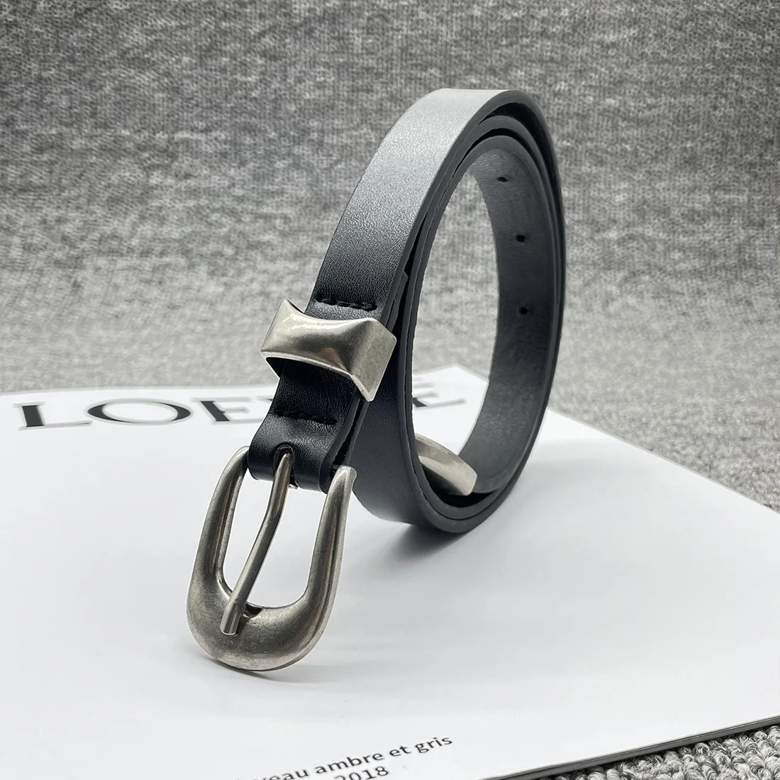 2026 Retro High-end Black y2k belt Ins Men's and Women's Versatile Metal Vintage Silver Buckle bb belt Fashion Trend Accessories