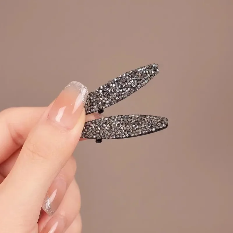 Mini Shiny Rhinestone Hair Clips for Women Bangs Side Clips Bling Crystal Duckbill Barrettes Fashion Hair Accessories Daily Wear