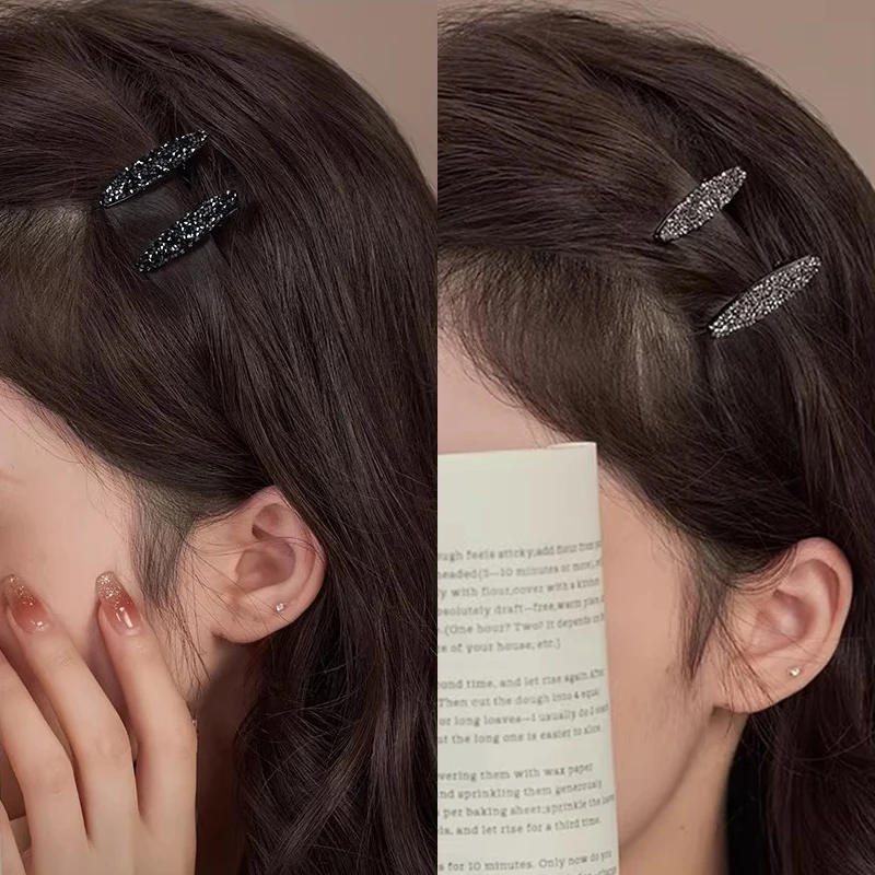 Mini Shiny Rhinestone Hair Clips for Women Bangs Side Clips Bling Crystal Duckbill Barrettes Fashion Hair Accessories Daily Wear