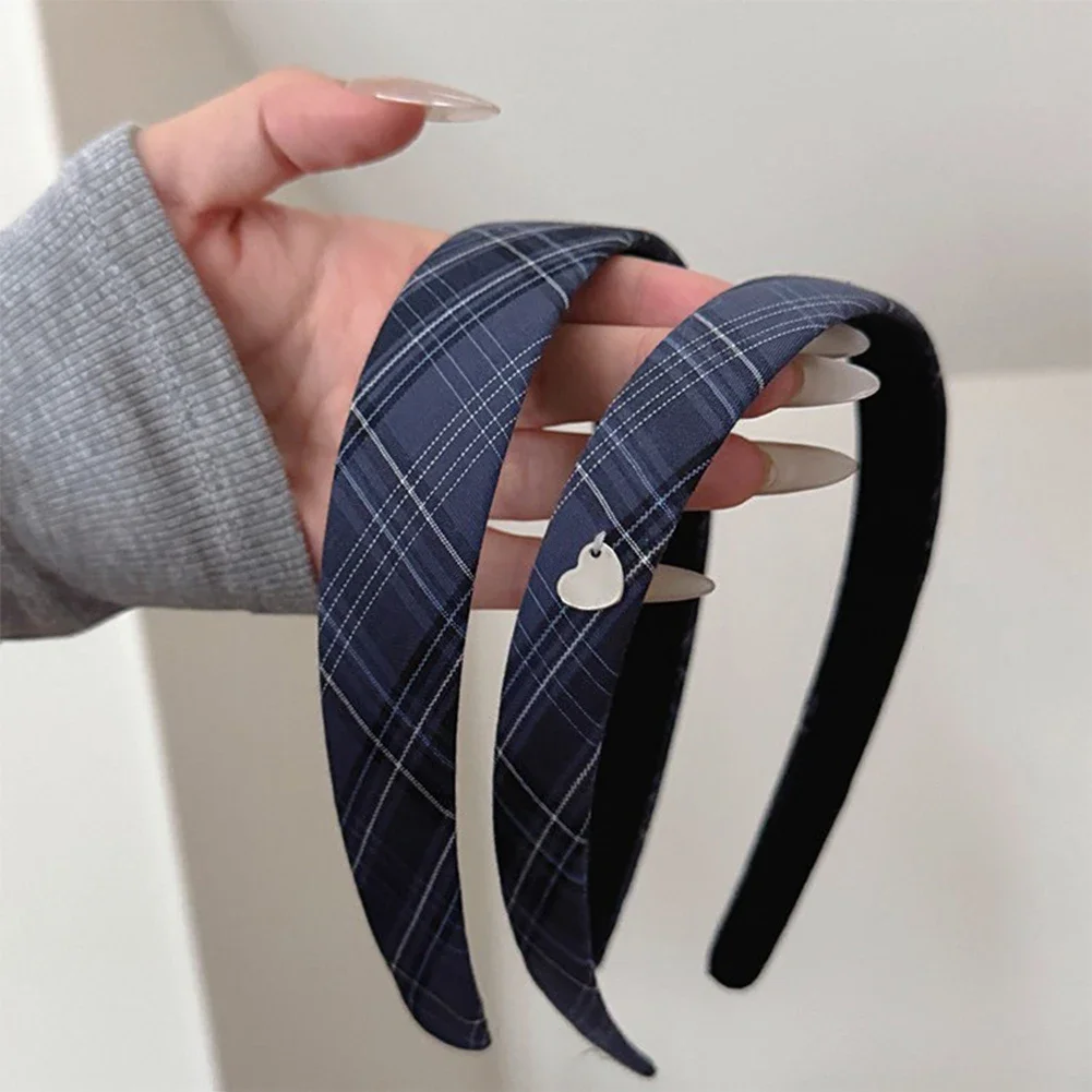 Vintage Elastic Hair Hoop Blue Plaid Headband With Heart Pendant Women Hair Accessories For Daily Party Wear