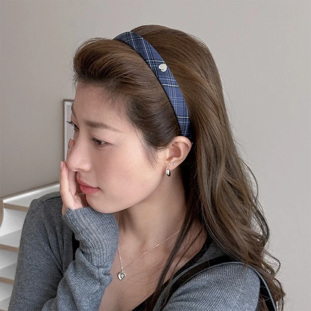 Vintage Elastic Hair Hoop Blue Plaid Headband With Heart Pendant Women Hair Accessories For Daily Party Wear