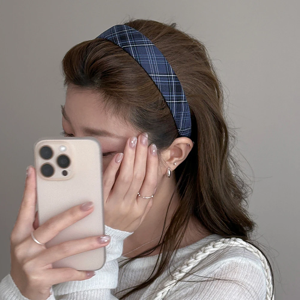 Vintage Elastic Hair Hoop Blue Plaid Headband With Heart Pendant Women Hair Accessories For Daily Party Wear