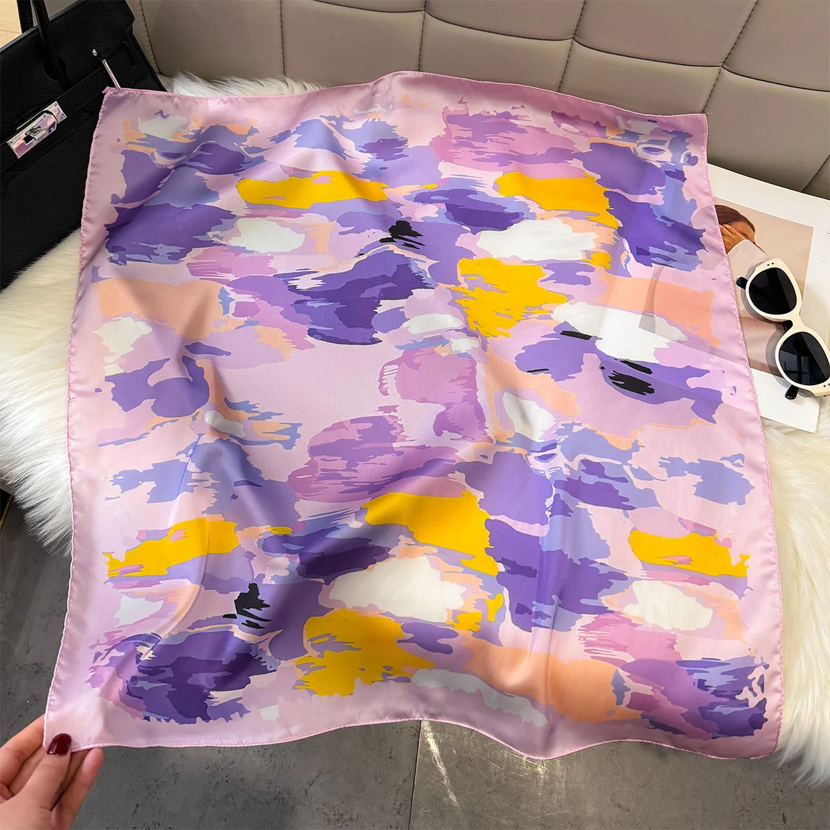 Artistic Print Silk Square Scarfs for Women Headscarf Soft Hijab All Seasons Decorate Fashion Neckerchief Female Foulard Bandana