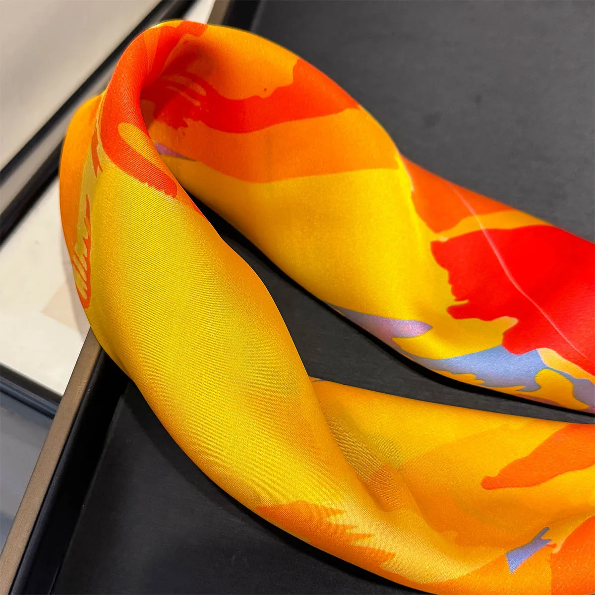 Artistic Print Silk Square Scarfs for Women Headscarf Soft Hijab All Seasons Decorate Fashion Neckerchief Female Foulard Bandana
