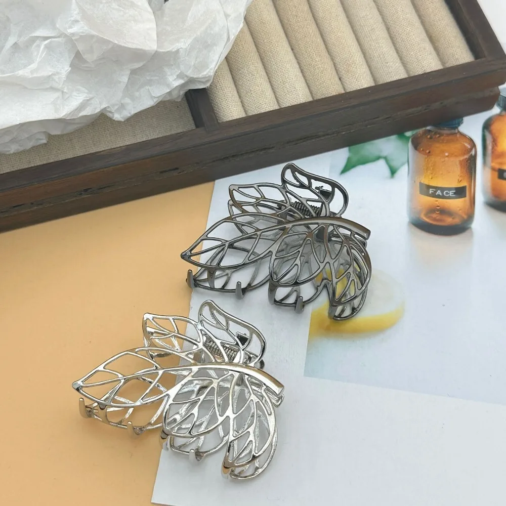 1pc Fashion Boho Hollow Leaf Hair Claw Clip Large Metal Jaw Clip Thick Hair Elegant Nature Inspired Hair Accessories for Women