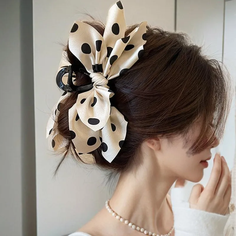 Korean Style Fabric Polka Dot Butterfly Knot Hair Clip Fashionable Personality Hair Gripper Elegant Versatile Unique Hair Access