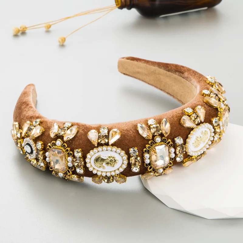 Vintage Cameo Portrait Headband Baroque Crystal Pearl Hairband Luxury Royal Headpiece Antique Style Hair Accessories