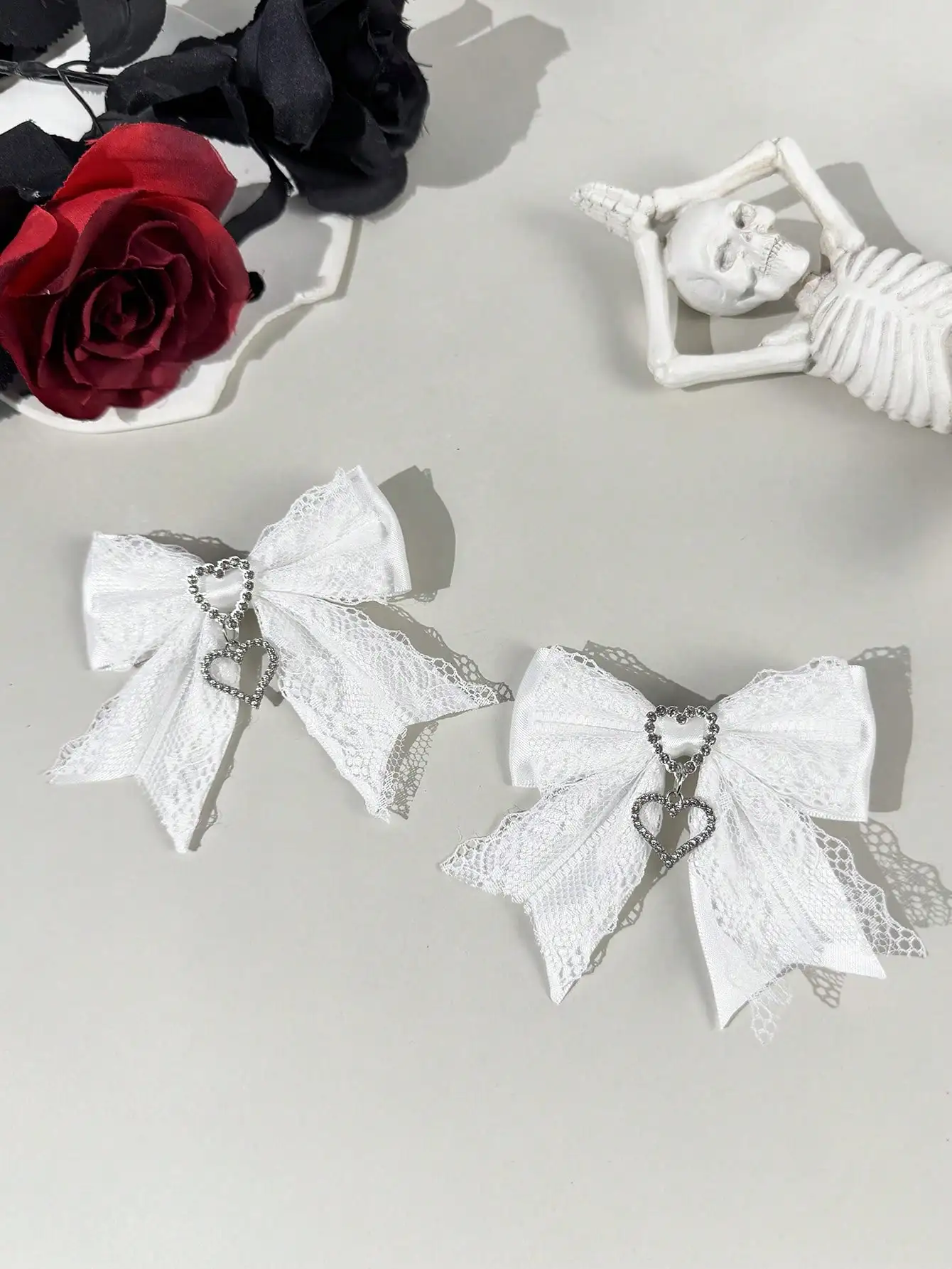 Two-piece set of women's street-style youthful sweet-cool lace ribbon rhinestone accessory bow hair clip, suitable for any scene