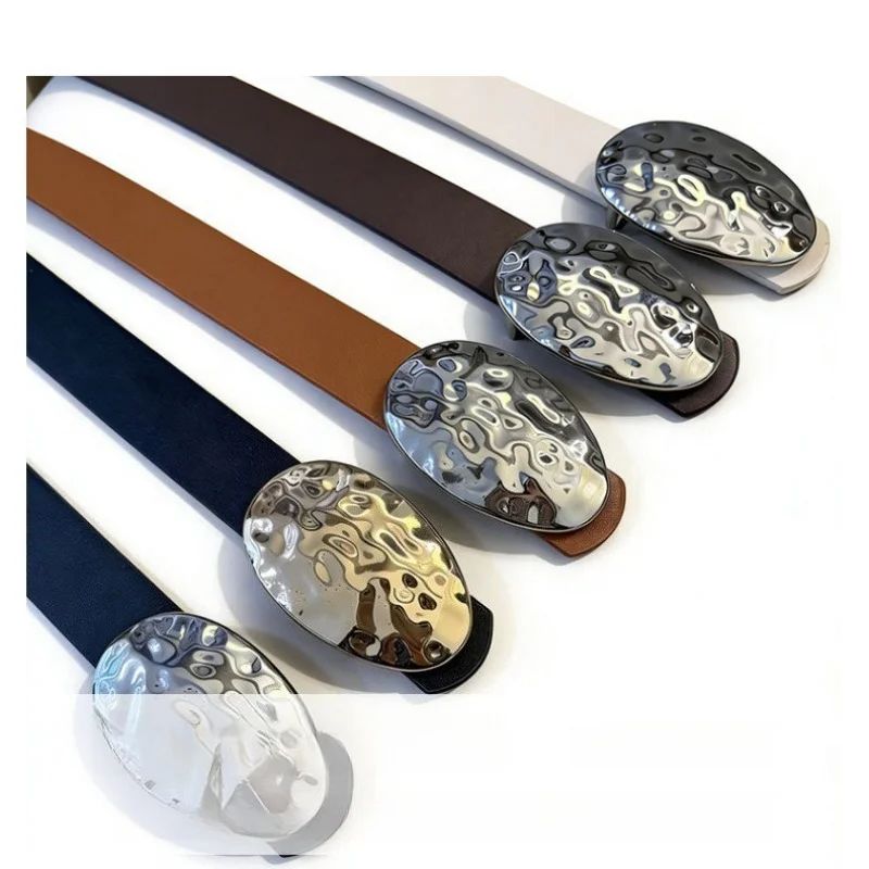 New stylish niche-design minimalist oval leather buckle a sophisticated commuter belt that pairs perfectly with jeans