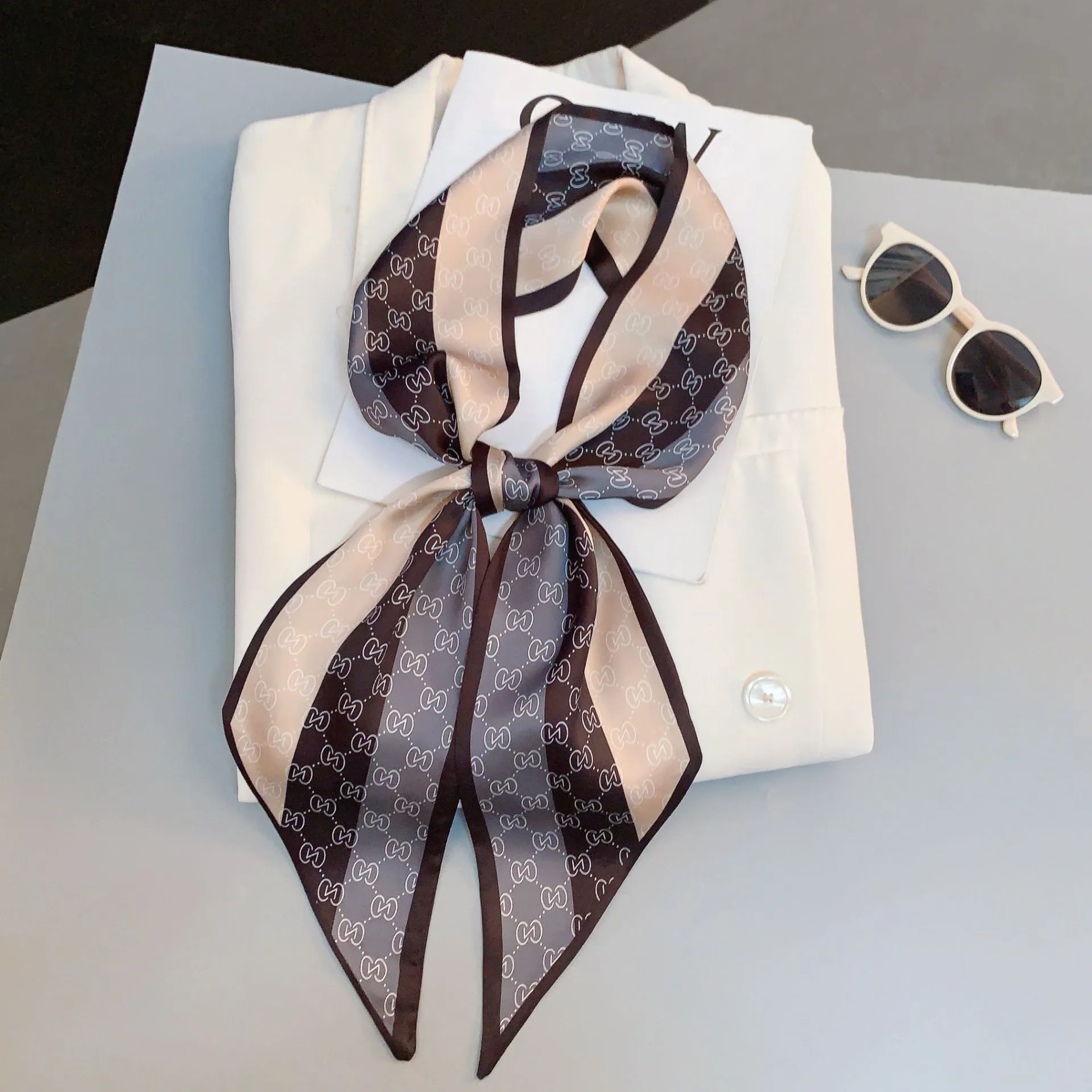 Paisley Print Skinny Scarf For Women Luxury HairBand Soft Stain Silk Ribbon Tie Neck Bag Scarf Fashion Wrist Belt Neckerchief