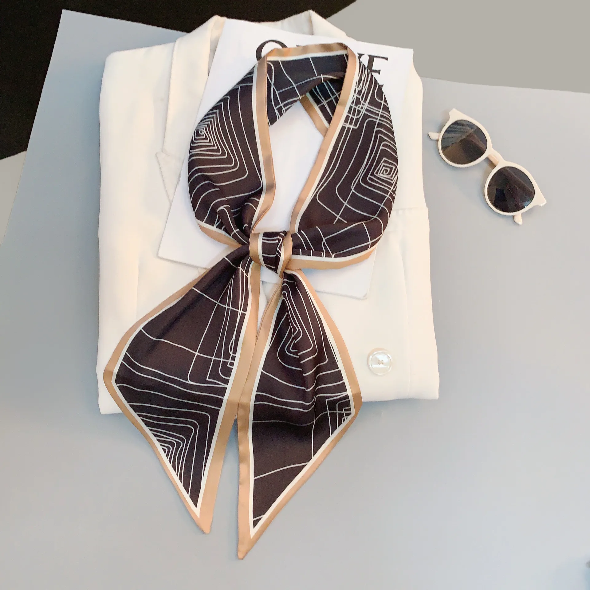 Paisley Print Skinny Scarf For Women Luxury HairBand Soft Stain Silk Ribbon Tie Neck Bag Scarf Fashion Wrist Belt Neckerchief