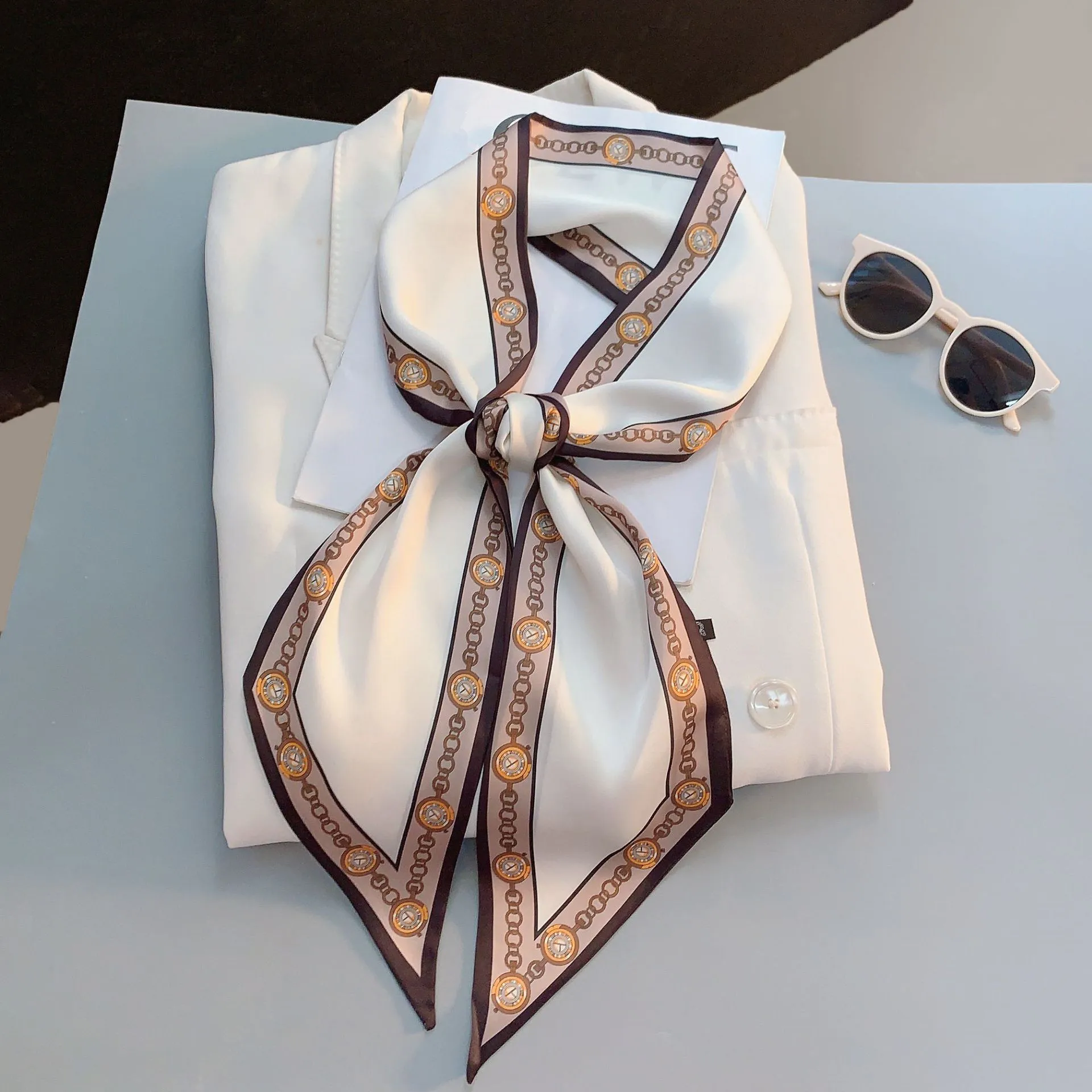 Paisley Print Skinny Scarf For Women Luxury HairBand Soft Stain Silk Ribbon Tie Neck Bag Scarf Fashion Wrist Belt Neckerchief