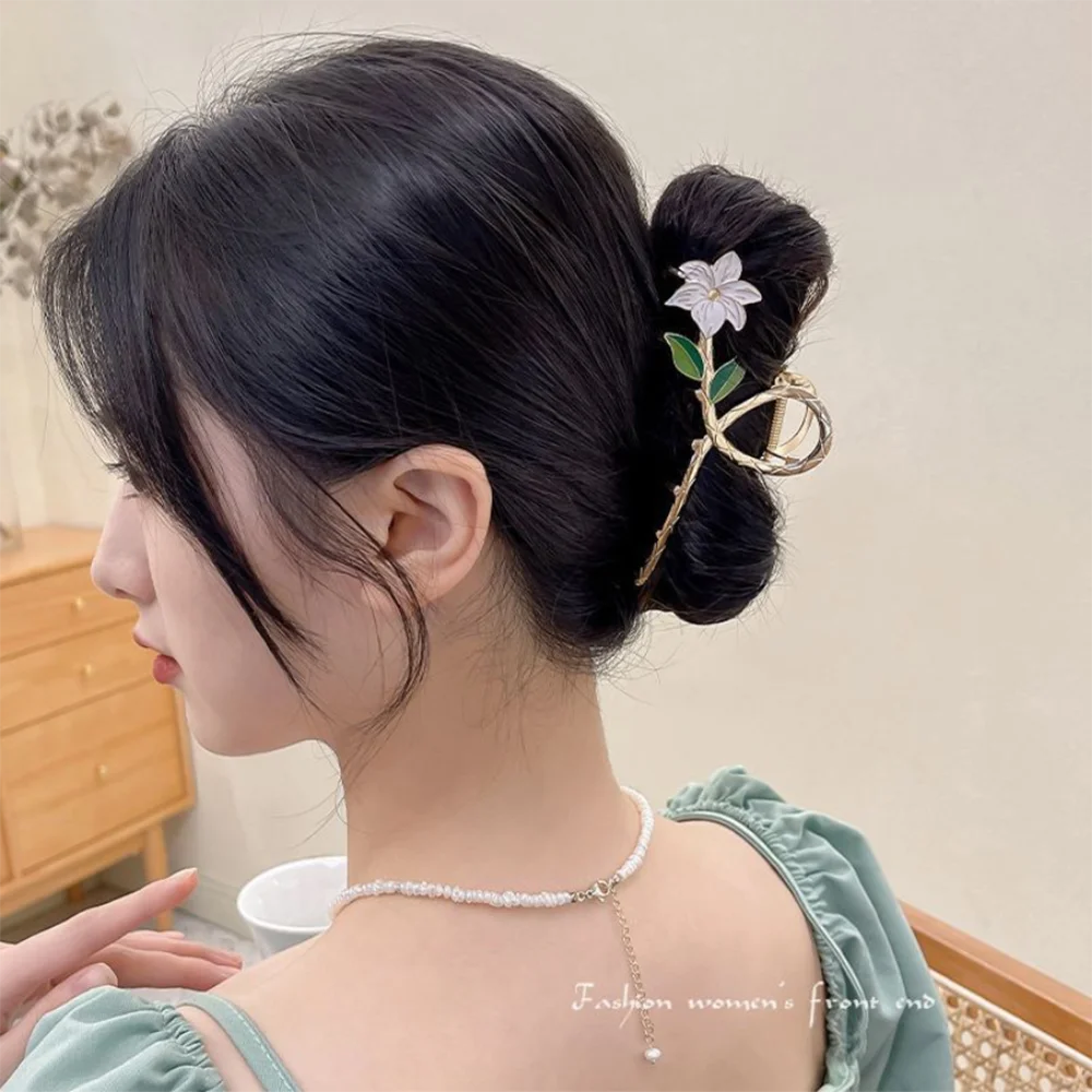 New Female Camellia Flower Grab Clip Retro Ponytail Braid Crab Metal Hair Clip Fashion Sweet Girl Hair Card Hair Accessories