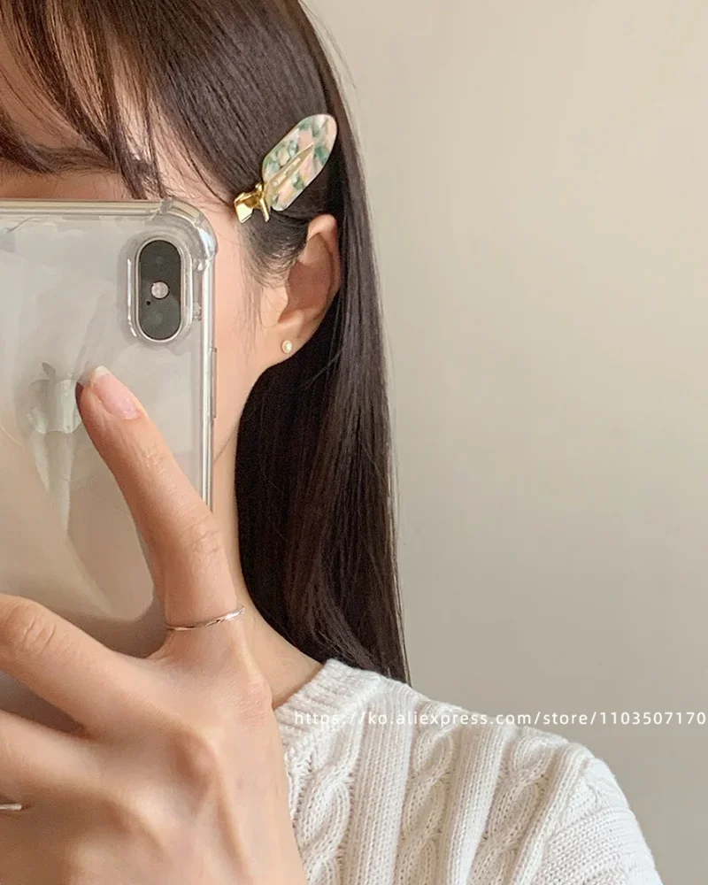 South Korea France traceless makeup clip, small size, simple bangs clip, French versatile side clip, skateboard clip