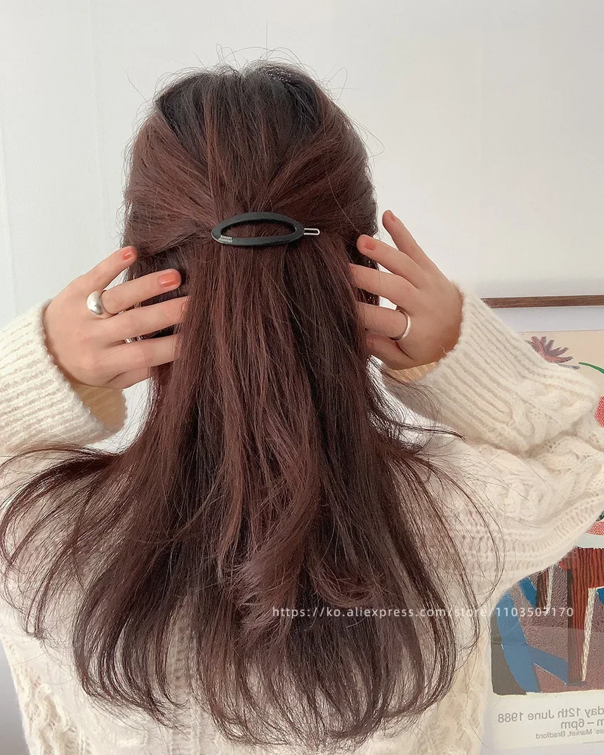 South Korean FRANCE hollow out oval temperament bangs clip small black broken hair side clip top clip hair accessories