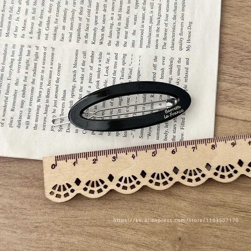 South Korean FRANCE hollow out oval temperament bangs clip small black broken hair side clip top clip hair accessories
