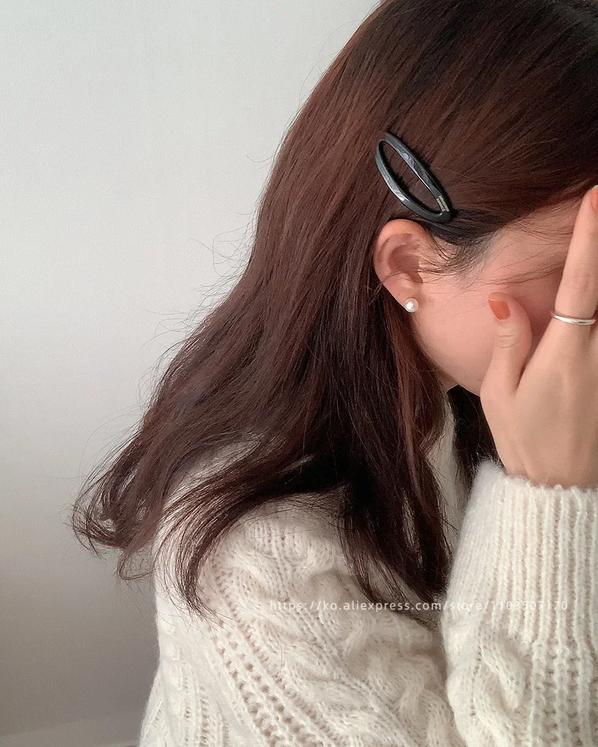 South Korean FRANCE hollow out oval temperament bangs clip small black broken hair side clip top clip hair accessories