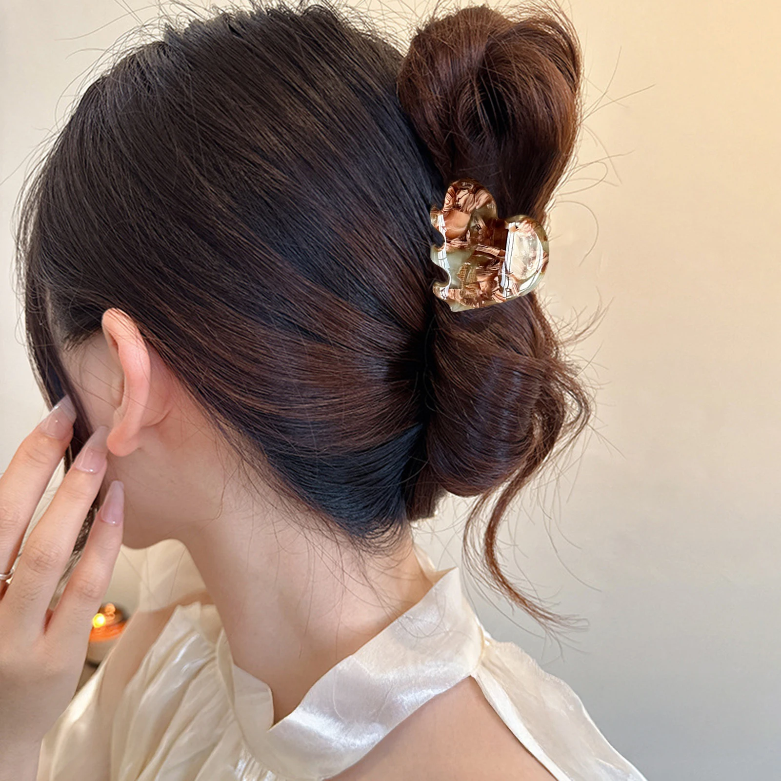 Small Hair Claw Acetate Hair Crabs For Girls Cute Heart Shaped Hair Clips Children Women Causal Hairpin Hair Accessories