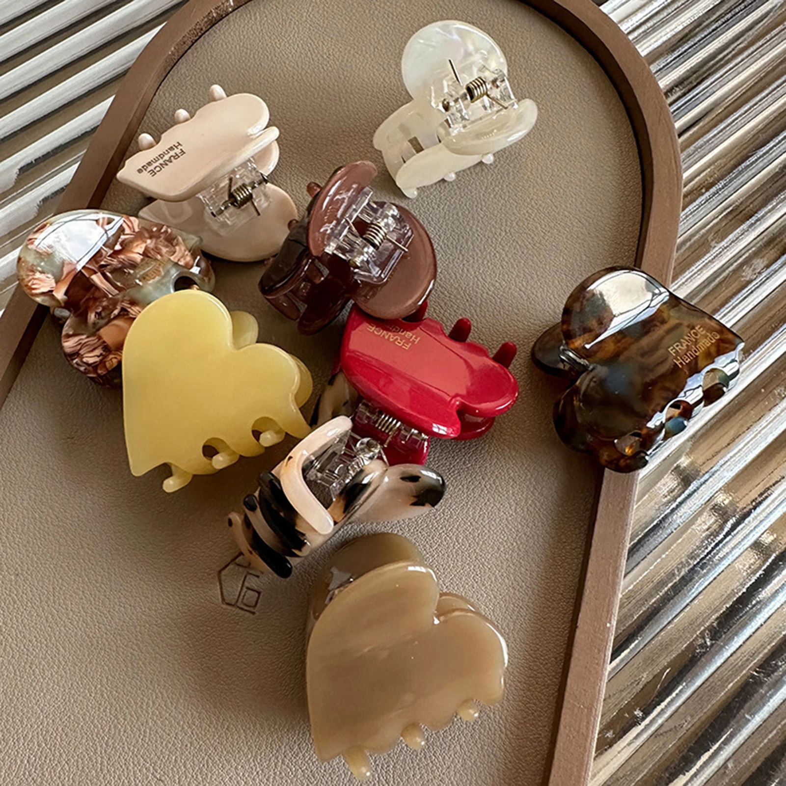 Small Hair Claw Acetate Hair Crabs For Girls Cute Heart Shaped Hair Clips Children Women Causal Hairpin Hair Accessories