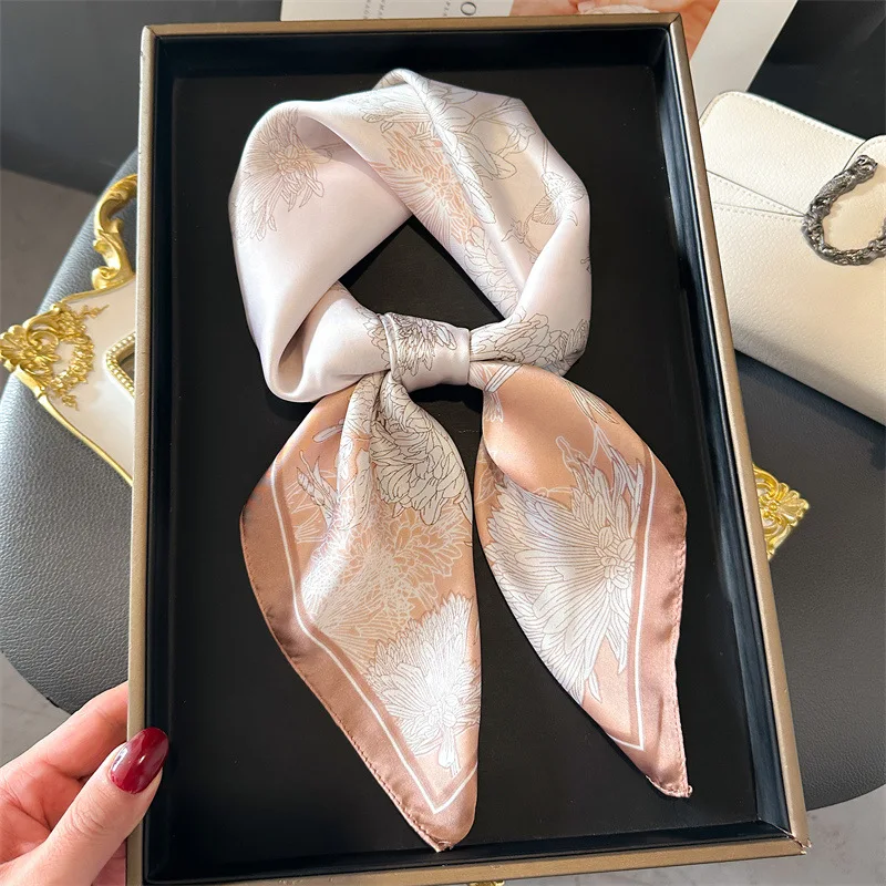 2024 Luxury Floral Print 70cm Square Silk Scarf Women Designer Scarves Bandana Foulard Shawl Hijab Echarpe Hairband Tie Ribbon