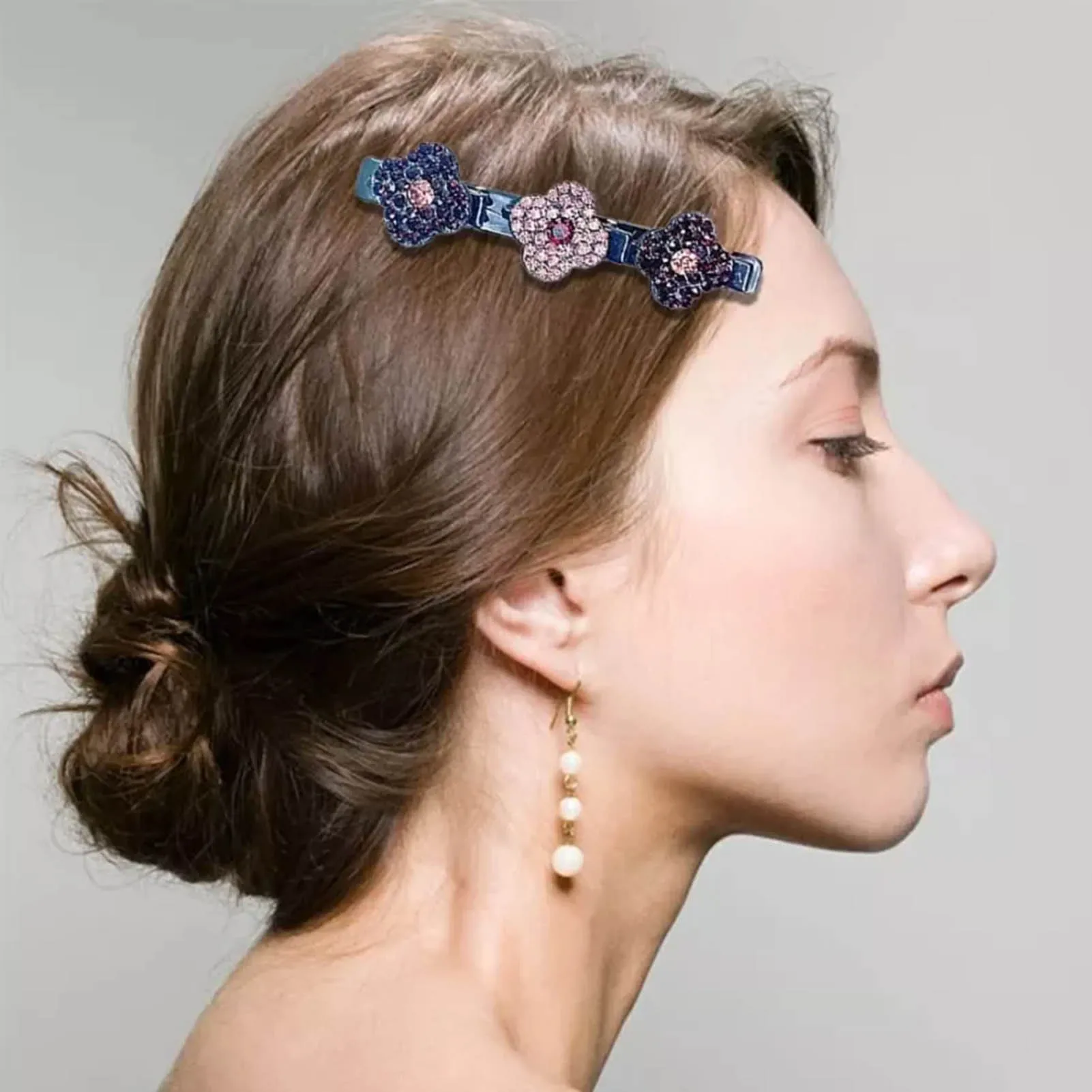 4pcs New Korean Style Hairpin Side Clip Flower Rhinestones Sweet And Girl Lovely Bangs Hairpin Elastic Duckbill Clip.
