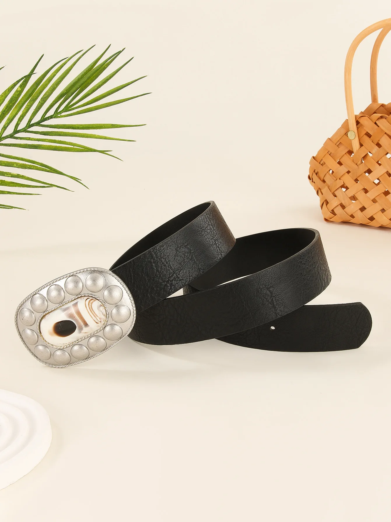 New Exaggerated Fashion Sweet Girl Belt Women's Light Luxury High End Versatile Women's Belt Needle Buckle Decorative Jeans Belt