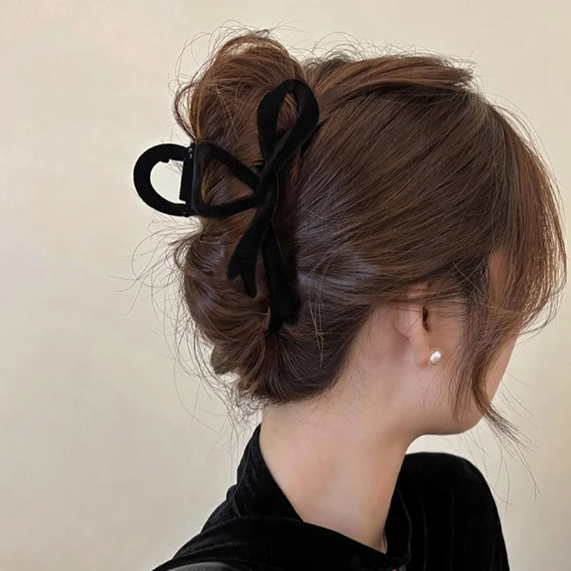 Red Velvet Hair Claw Clip for Women Fall Winter Bows Ribbon Large Hair Clips Elegant Hairpin Female Hair Accessories Girls Gifts