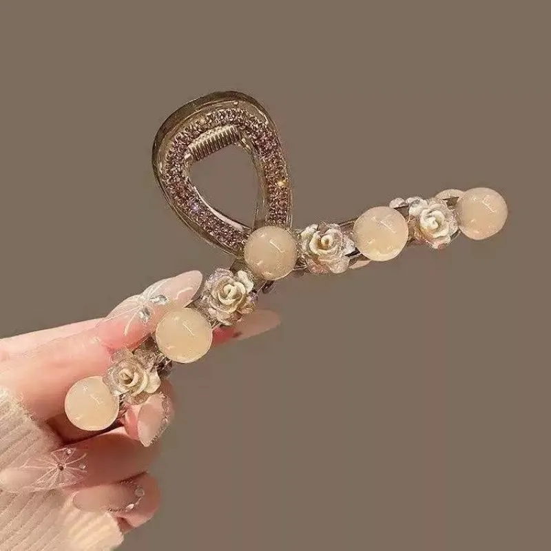 Exquisite And Versatile Flower Clip Fashionable Hair Accessories For Women