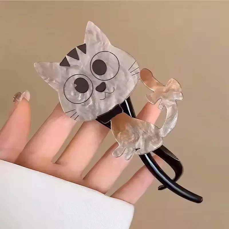 Cute Acrylic Cartoon Cat Twist Hair Clip for Women Girls Long Hair Holder Barrette Hairpin Hairgrip Fashion Hair Accessories
