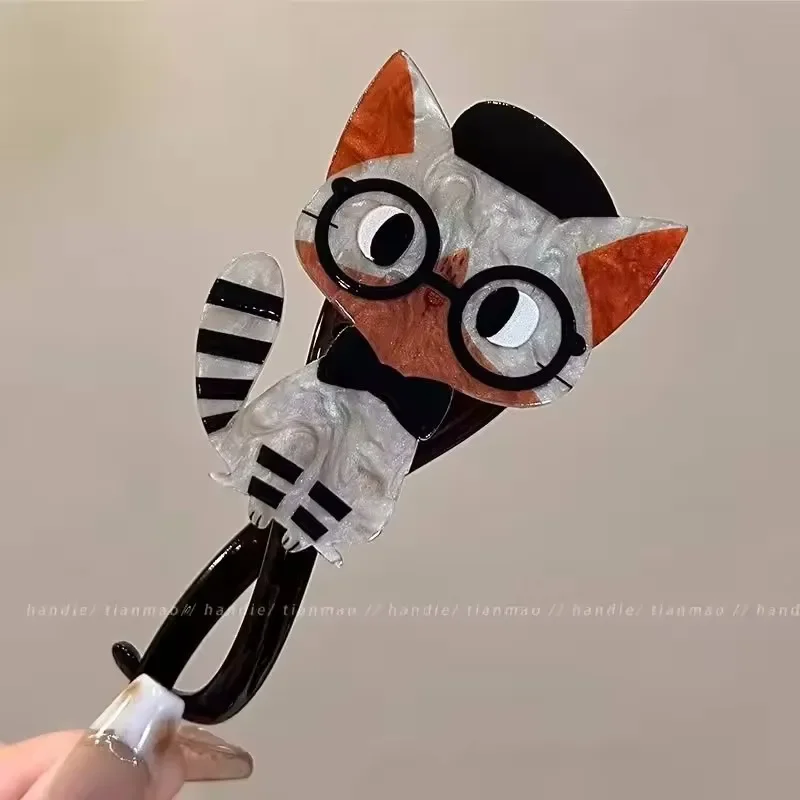 Cute Acrylic Cartoon Cat Twist Hair Clip for Women Girls Long Hair Holder Barrette Hairpin Hairgrip Fashion Hair Accessories