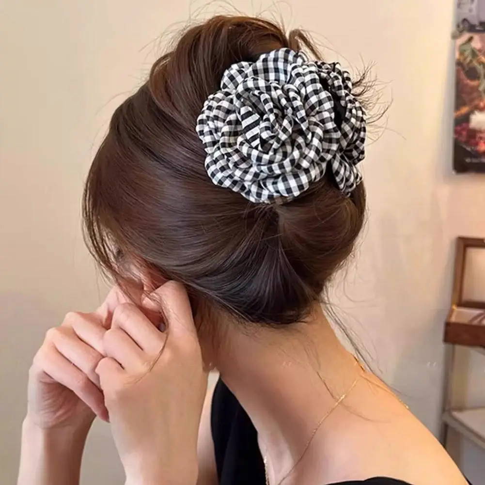 2025 New Grid Hair Claw Women's Gripper Korean Version Flower Hairpin Yellow Rose Exquisite Grab Clip Hair Accessory For Girls