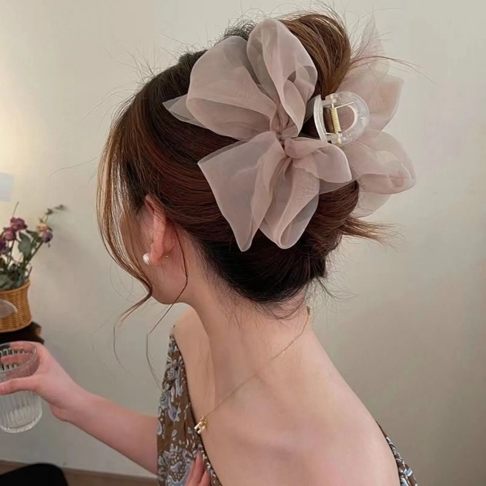 1PCFashion Mesh Tulle Large Bow Grab Clip Elegant Retro Female Net Yarn Ponytail Braid Claw Clip Hair Accessories Gift Headdress