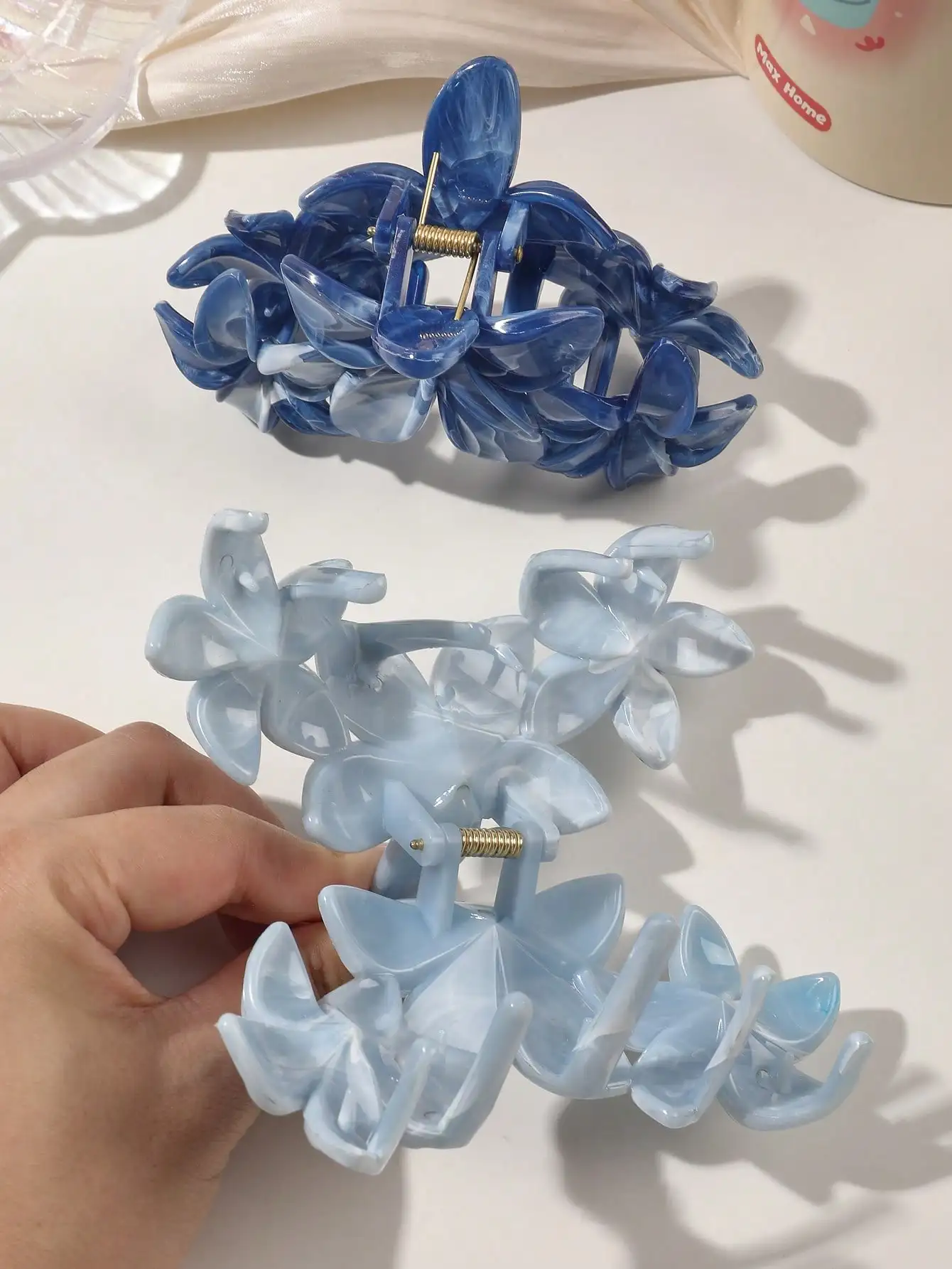 2Pcs Hawaiian Blue Gray Sapphire Marble Flower Hair Claw Clip for Women Shark Clip Bohemian Hair Accessories Gradient Hairpins
