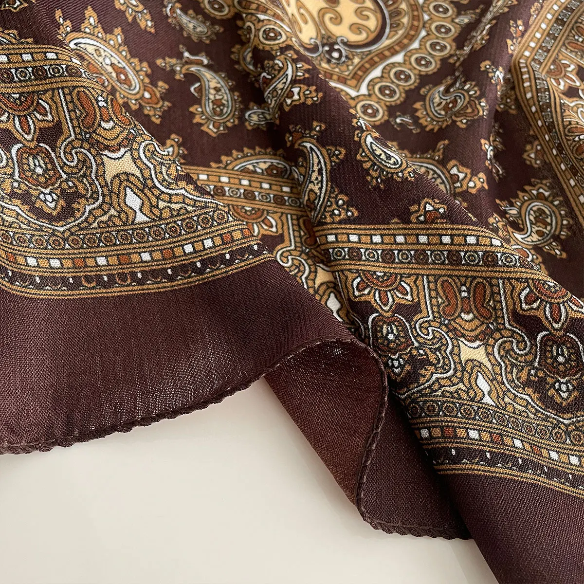 New Fashion 70X70cm Women's Scarf Paisley Print Scarf Cotton Texture Square Shawl Decorative Headband Neck Luxury Design Bandana