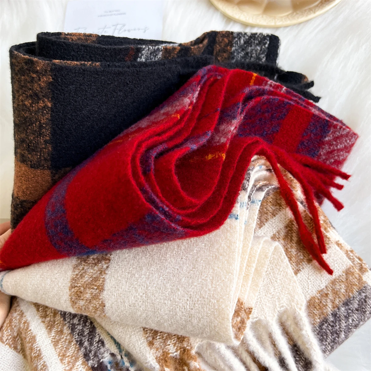 New Embossed Cashmere Women's Winter Scarf Warm Chunky Shawl Luxury Designer Tassels Pashmina Bufanda Lady Wrap Man Scarves