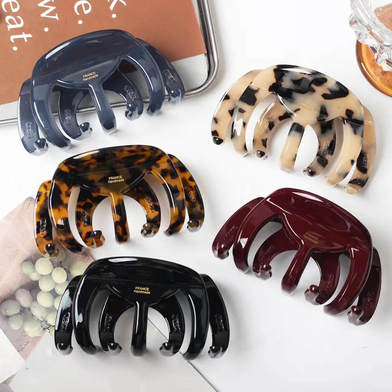 1PC The new French high-end temperament thickened acetate shark clip back of the head updo women's headdress hair grab