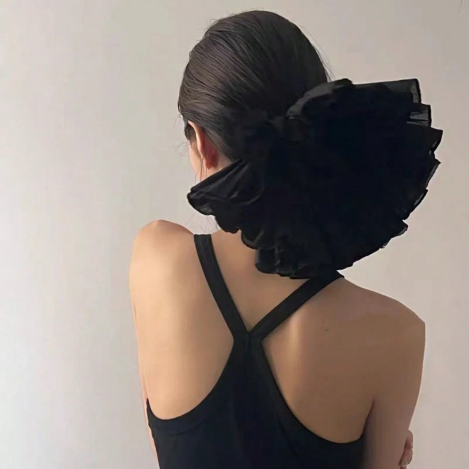 1pc Extra Large Pleated Double-Layer High-End Scrunchie, Elegant Fashion Hair Tie Suitable For Daily Commute, Casual, Romantic,